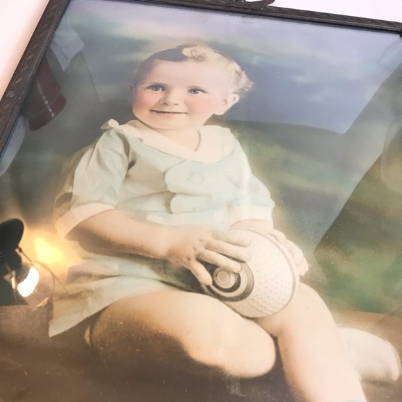 Antique Baby Photo Convex Bubble Glass Frame 10.5 X 16.5” Rectangle Colorized - Picture 3 of 13